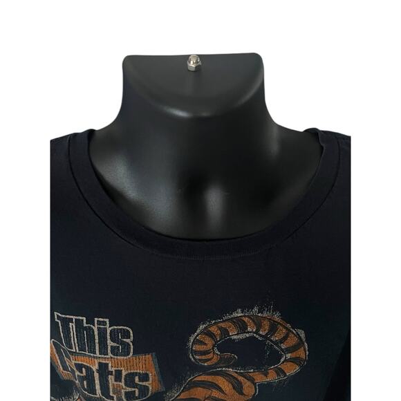 Vintage Disney Store XXL T-Shirt - This Cat’s Where It’s At - Tigger Graphic Tee - Picture 4 of 11